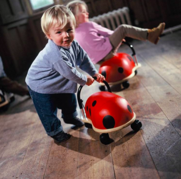 Coccinelle Wheelybug petit modele 1 à 3 ans