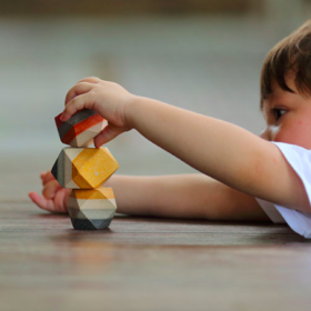 Rochers en equilibre plantoys