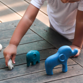 puzzle elephant plantoys