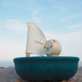 ours polaire et bateau plantoys